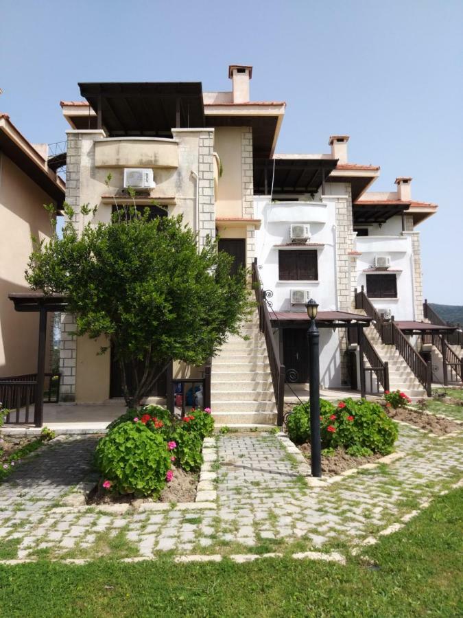 Balci Plaza Hotel And Balci Plaza Guest Bungalows Karpaz Peninsula Selenias ภายนอก รูปภาพ