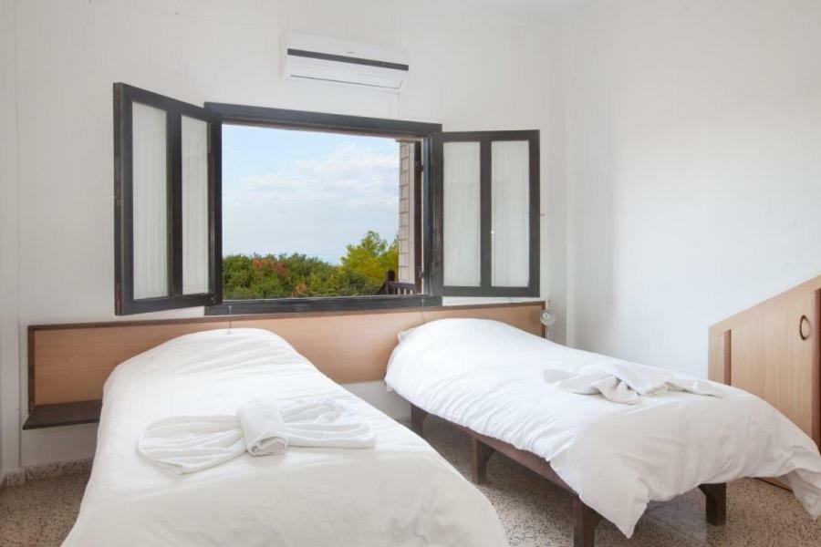 Balci Plaza Hotel And Balci Plaza Guest Bungalows Karpaz Peninsula Selenias ภายนอก รูปภาพ