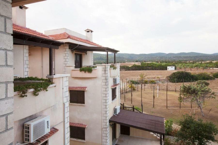 Balci Plaza Hotel And Balci Plaza Guest Bungalows Karpaz Peninsula Selenias ภายนอก รูปภาพ