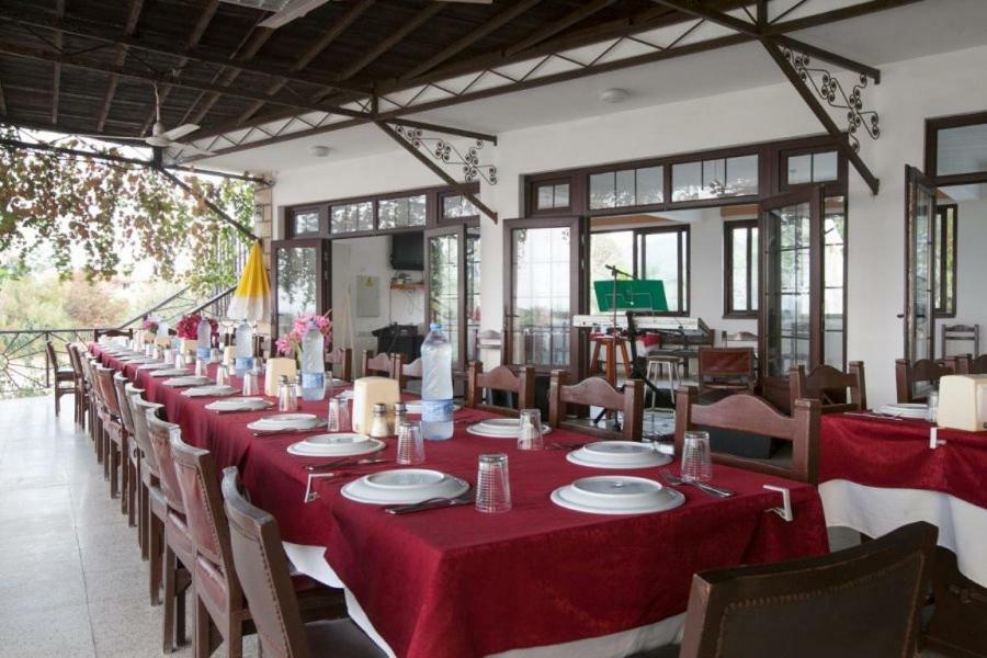 Balci Plaza Hotel And Balci Plaza Guest Bungalows Karpaz Peninsula Selenias ภายนอก รูปภาพ