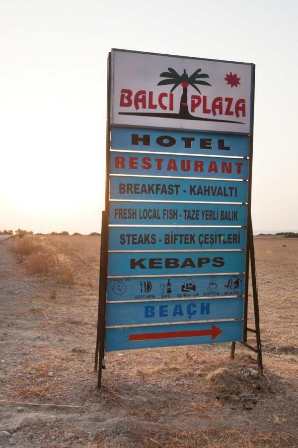 Balci Plaza Hotel And Balci Plaza Guest Bungalows Karpaz Peninsula Selenias ภายนอก รูปภาพ